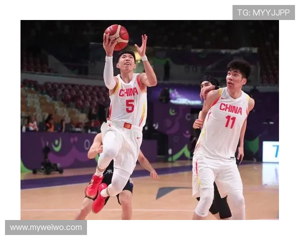 中国男篮奋勇拼搏战胜韩国队成功晋级亚洲杯四强 期待迎接更强挑战 中国男篮奋勇拼搏战胜韩国队成功晋级亚洲杯四强 期待迎接更强挑战