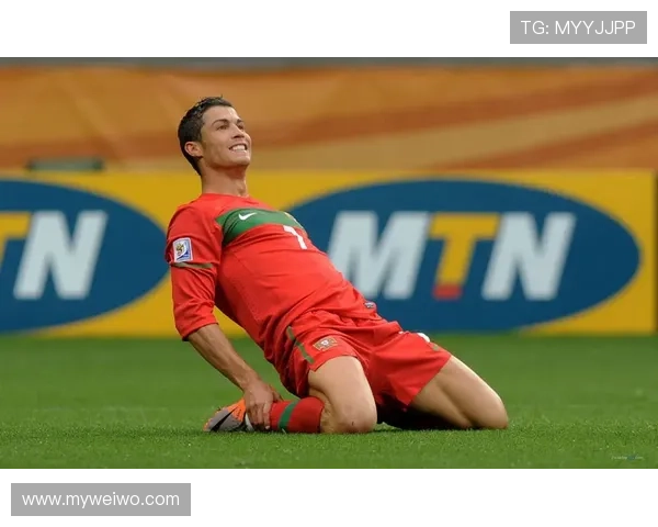 以斯温登俱乐部为核心探讨英国足球文化传承与地方精神融合发展 以斯温登俱乐部为核心探讨英国足球文化传承与地方精神融合发展