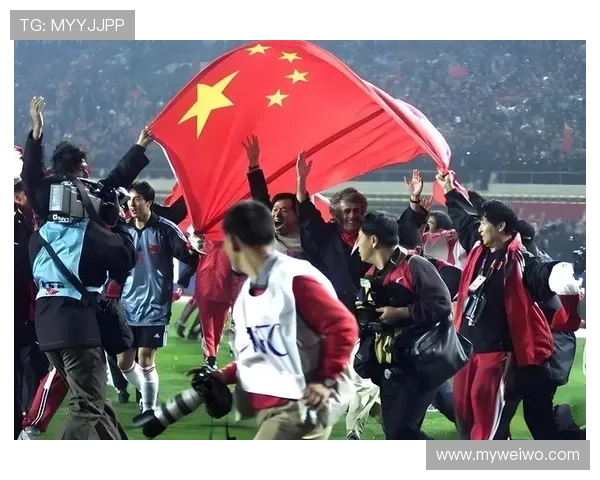 中国男足晋级世界杯亚洲区预选赛最后阶段 强势表现令球迷热血沸腾 中国男足晋级世界杯亚洲区预选赛最后阶段 强势表现令球迷热血沸腾