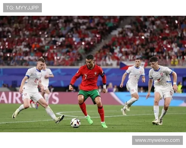 中国足球新星闪耀欧洲赛场 引领国内青年球员崭新未来 中国足球新星闪耀欧洲赛场 引领国内青年球员崭新未来