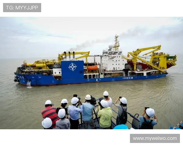 卡迪夫城最新动态揭示球队重建关键进展与未来发展蓝图全面规划中 卡迪夫城最新动态揭示球队重建关键进展与未来发展蓝图全面规划中