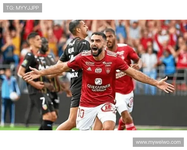 布雷斯特俱乐部:法国足球的崛起与挑战历程探析 布雷斯特俱乐部:法国足球的崛起与挑战历程探析