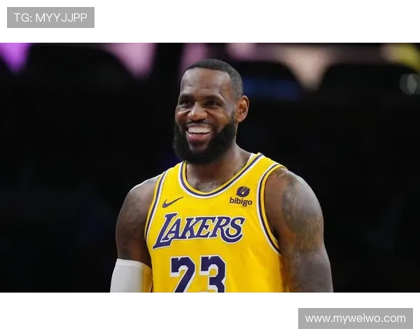 湖人交易传闻升温詹姆斯去留成焦点西部格局或将重塑联盟新赛季前景引热议
