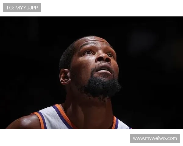 篮网球员凯文杜兰特复出首战砍下30分带队获胜助力季后赛冲刺